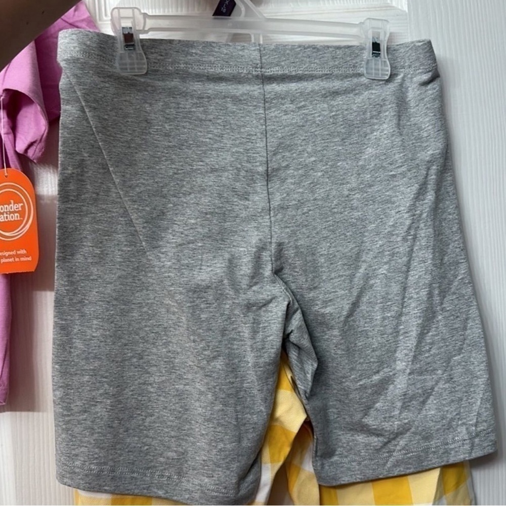 Girls XXL matching shorts and t shirt set - Picture 2 of 2